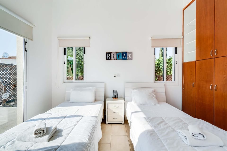 2 single beds
Dedicated bathroom
