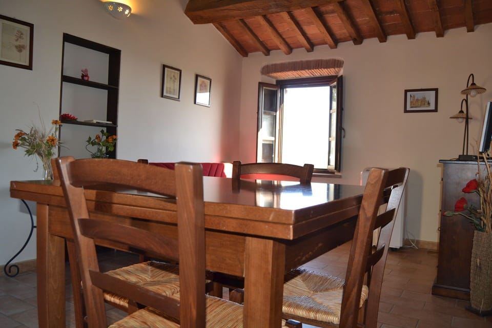 Room, Property, Furniture, Table, Building, Dining Room, Hardwood, House, Kitchen & Dining Room Table, Floor