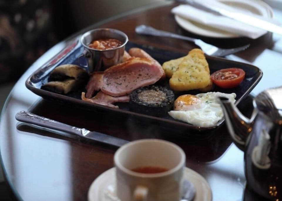 Daily cooked-to-order breakfast for a fee
