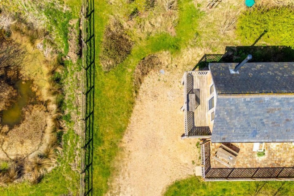 Snow Hall Barn, Peasenhall: birds eye view of the parking for three cars