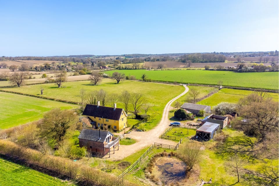 Snow Hall Barn, Peasenhall: Unhindered views of the countryside