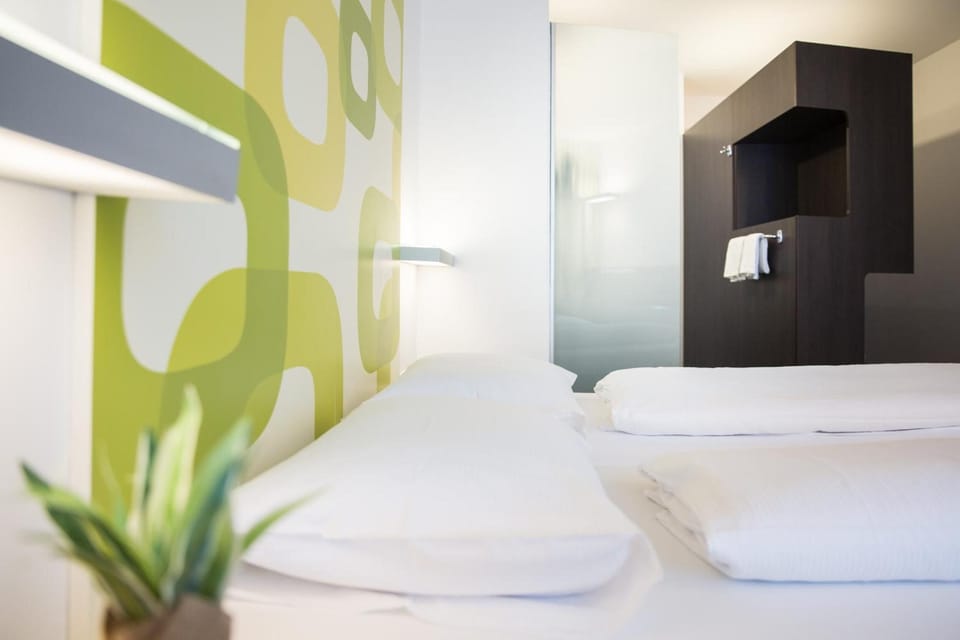 Minibar, in-room safe, desk, blackout drapes