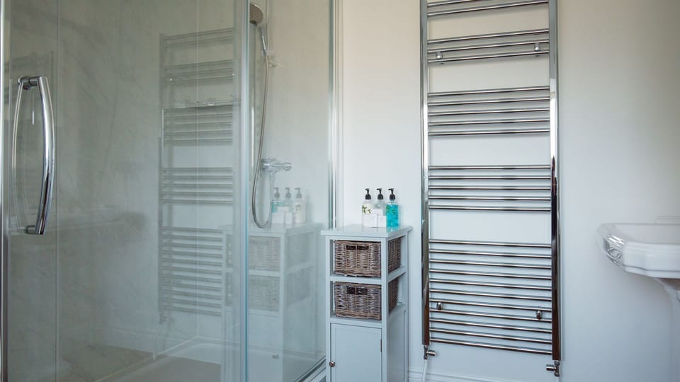 Bedroom Two Ensuite Shower Room,  Emma Dent Cottage at Sudeley Castle, Bolthole Retreats