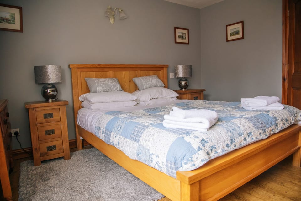 King Size Bedroom