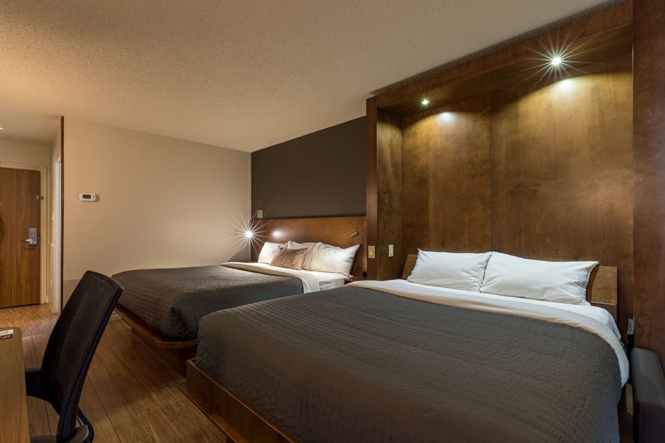 Superior Room (N King Plus) | Premium bedding, desk, laptop workspace, blackout drapes
