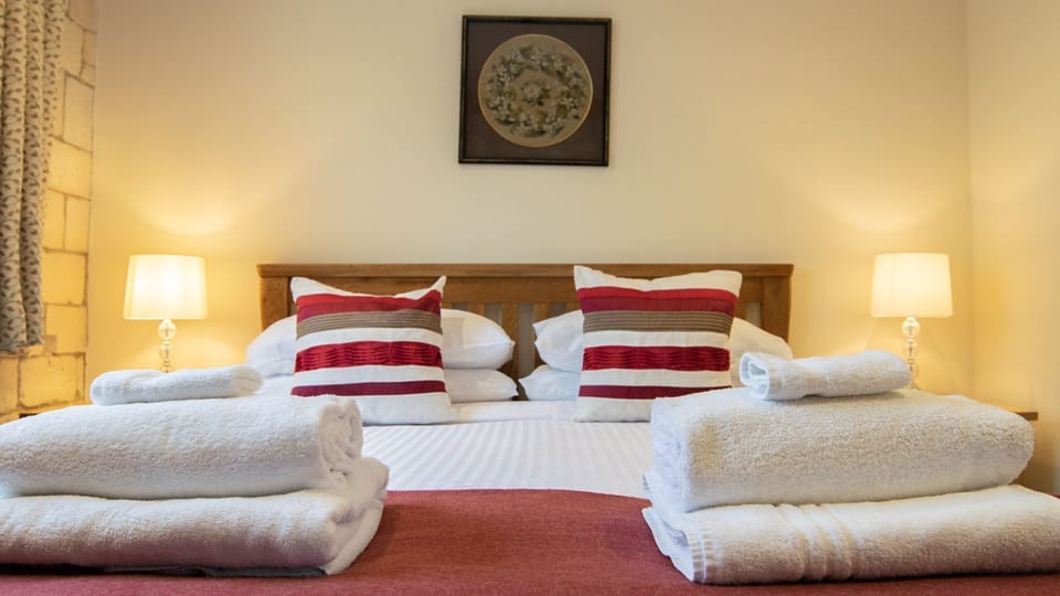 Bedroom 1, Princess Elizabeth at Sudeley Castle, Bolthole Retreats