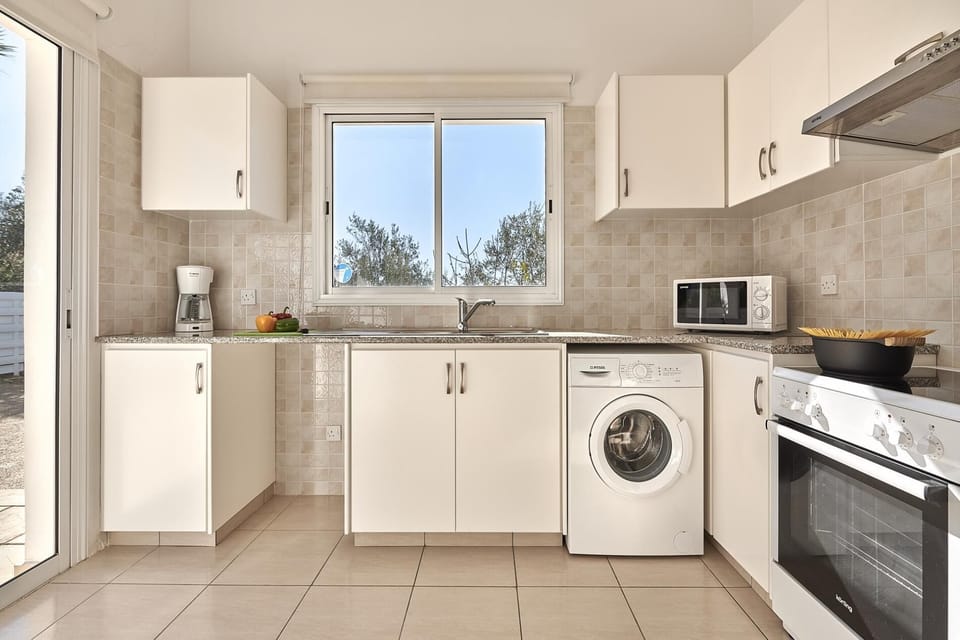 Villa Casa Bonita by Ezoria Villas (3039)