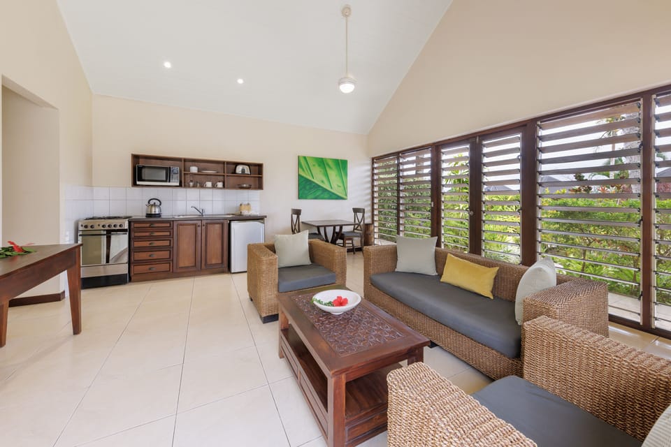 Standard Apartment, Private Pool, Garden View | Premium bedding, soundproofing, iron/ironing board, free WiFi
