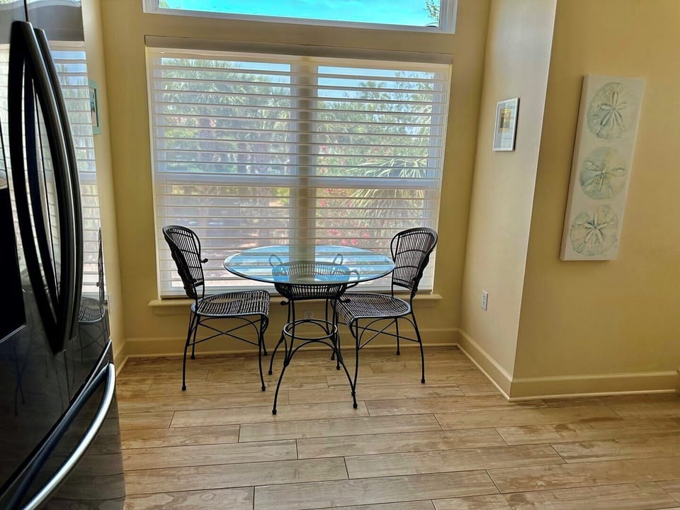 Breakfast Nook