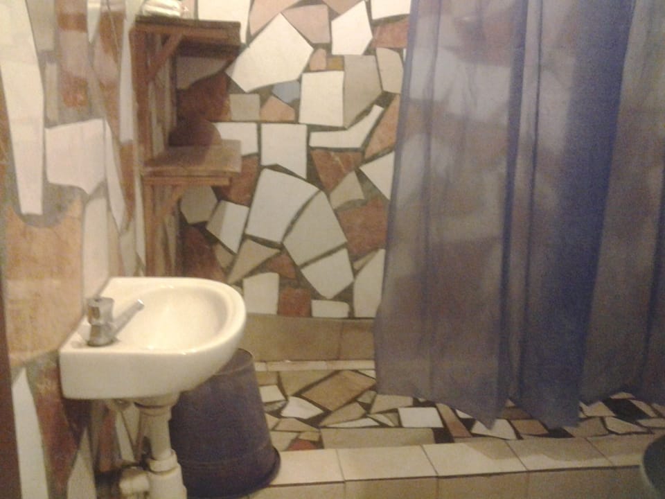 Apartment, 2 Bedrooms | Bathroom | Shower, hair dryer (on request), towels