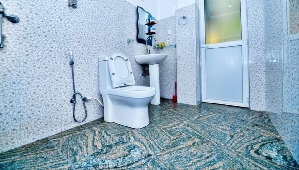 Family Room, 1 Bedroom, Mountain View, Mountainside | 1 bedroom, in-room safe, individually decorated, individually furnished