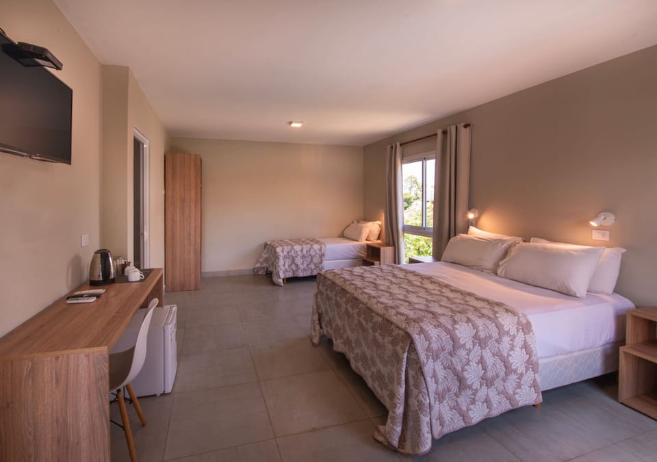 Classic Suite Triple | 1 bedroom, in-room safe, free WiFi, bed sheets