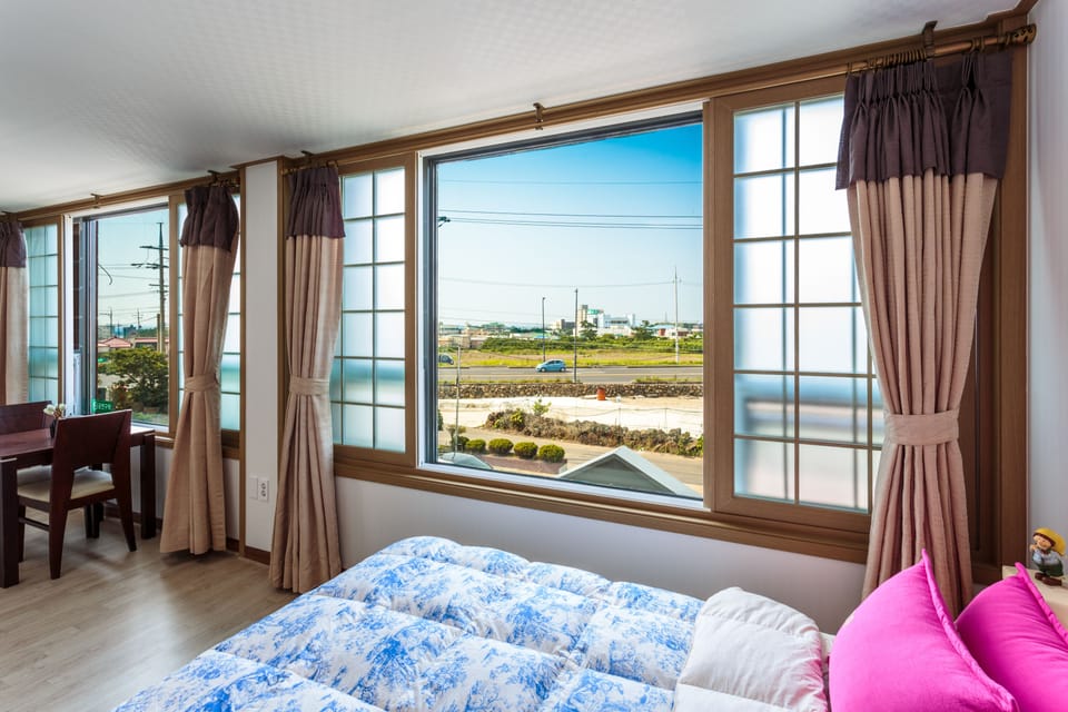 Deluxe Room | Free WiFi