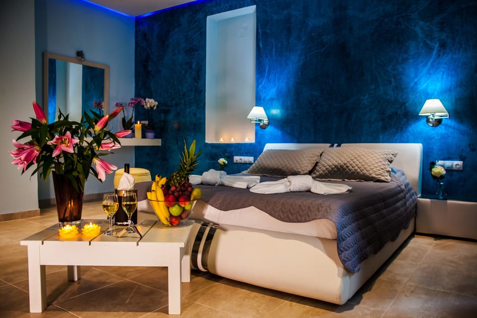 Superior Volcano View Room | Premium bedding, down comforters, in-room safe, soundproofing