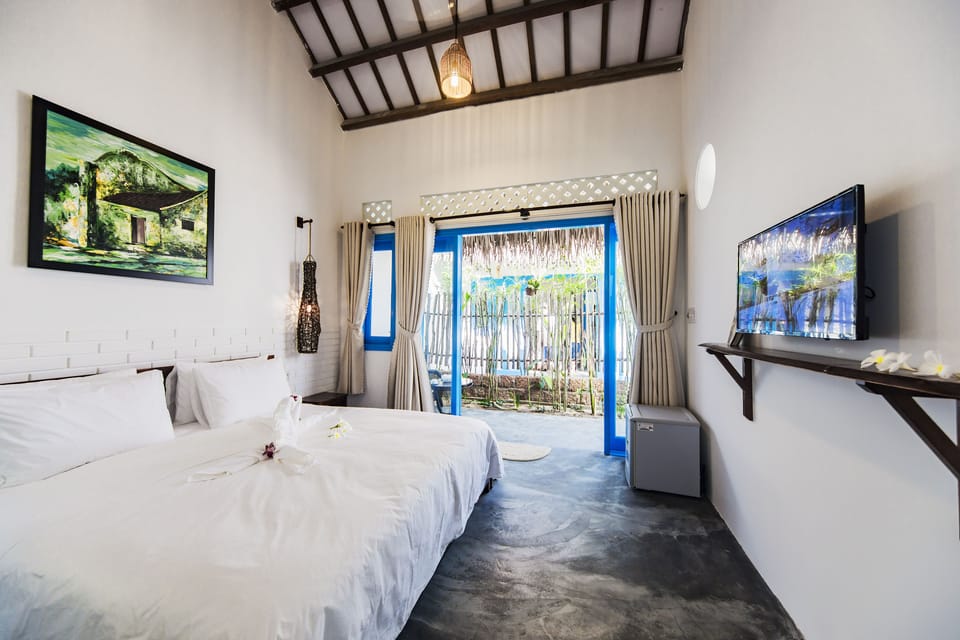 Deluxe Bungalow | Minibar, desk, soundproofing, free WiFi