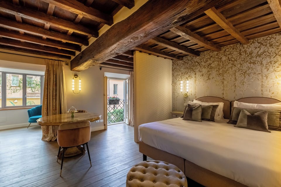 Deluxe Studio Suite | Premium bedding, memory foam beds, minibar, in-room safe