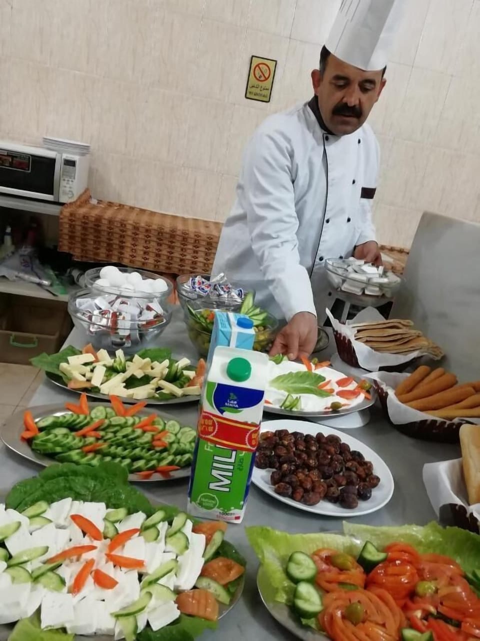 Free daily buffet breakfast