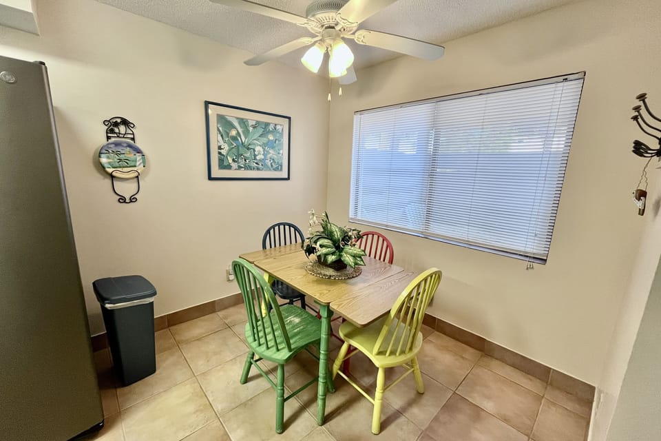 Breakfast nook