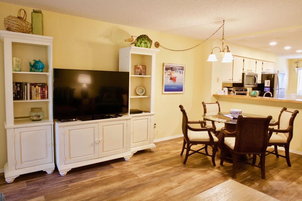 Living / Dining area