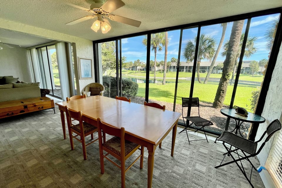 Enclosed lanai