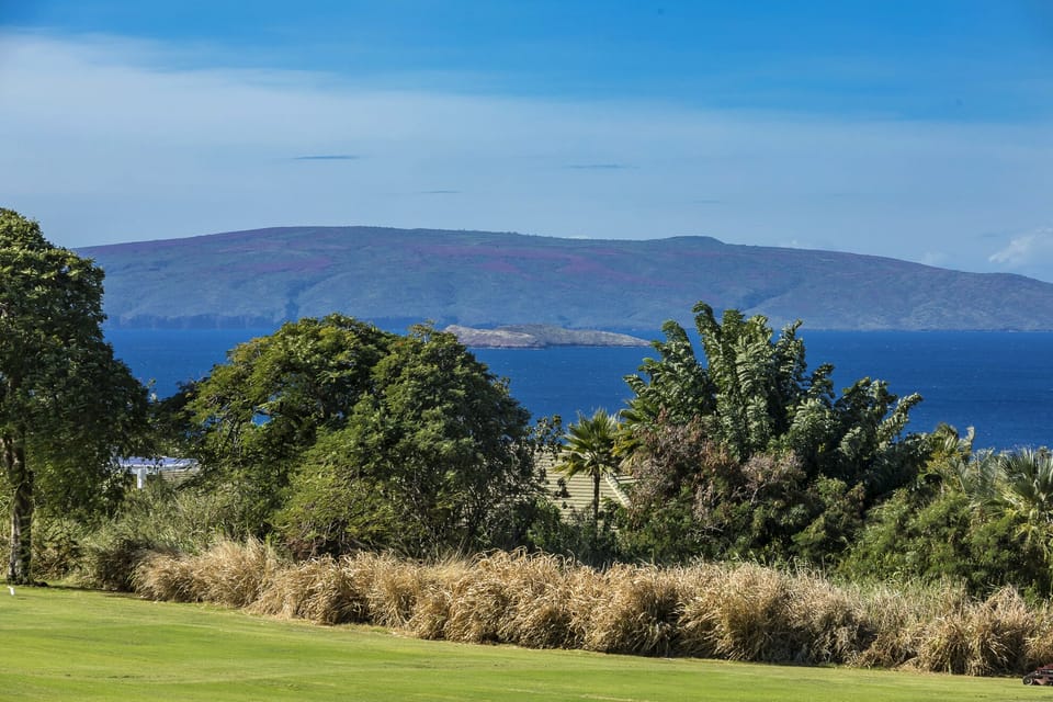 Views of Molokini & Kahoolawe Island!