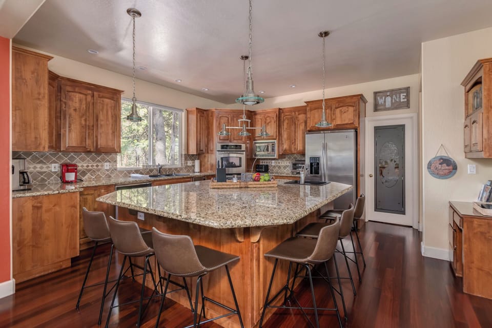 Kitchen 1