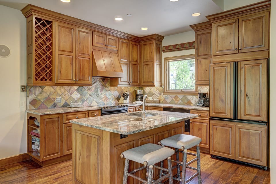 Furniture, Room, Indoors, Kitchen, Kitchen Island