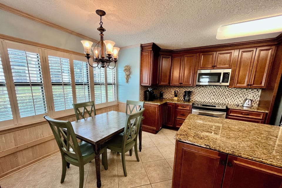 Breakfast nook