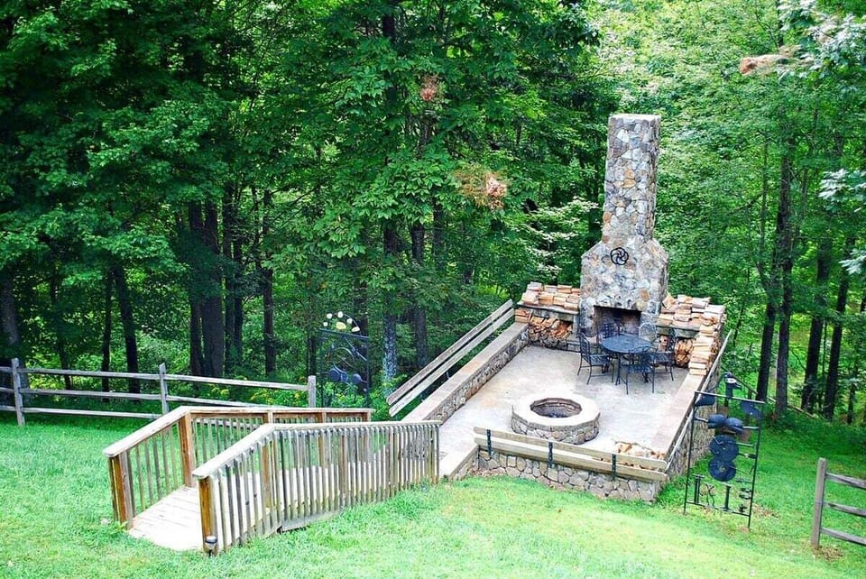 Firepit, Additional View