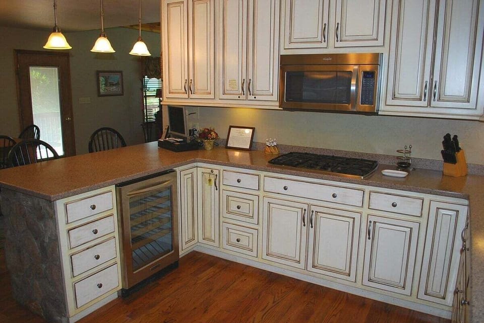 Kitchen Additional View