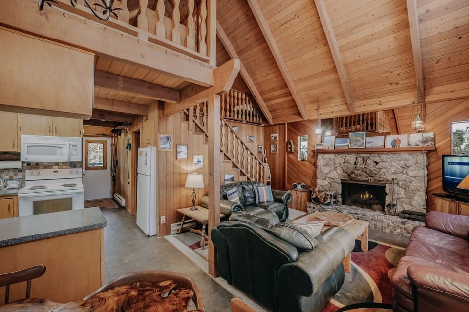Indoors, Hardwood, Furniture, Living Room, Stained Wood
