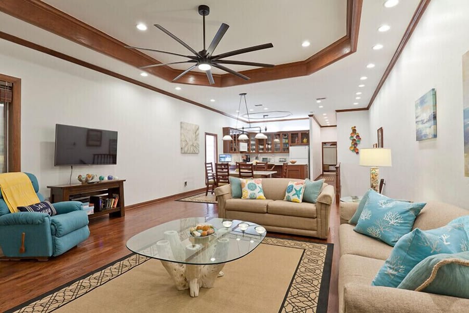 The open floor plan and recessed ceilings in our living will give your stay a grand feeling.