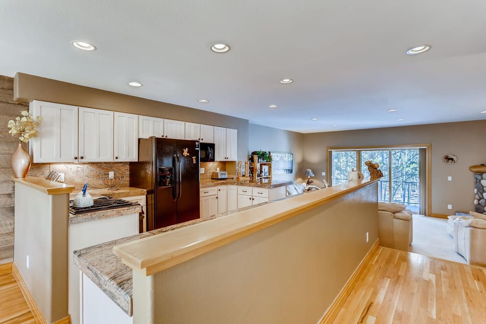 SS333A Kitchen