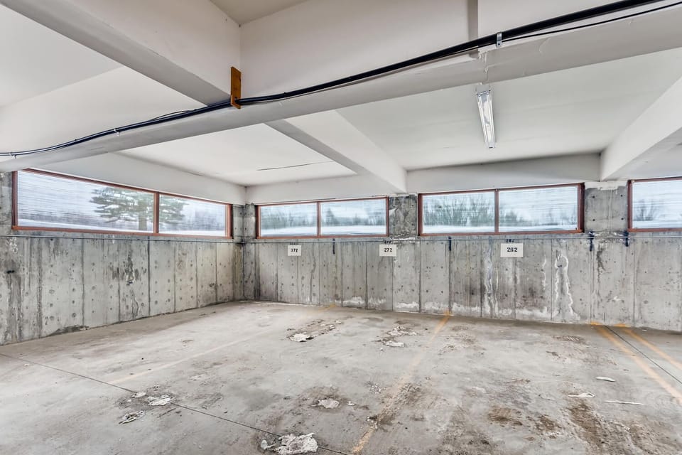 MS272H Garage Parking