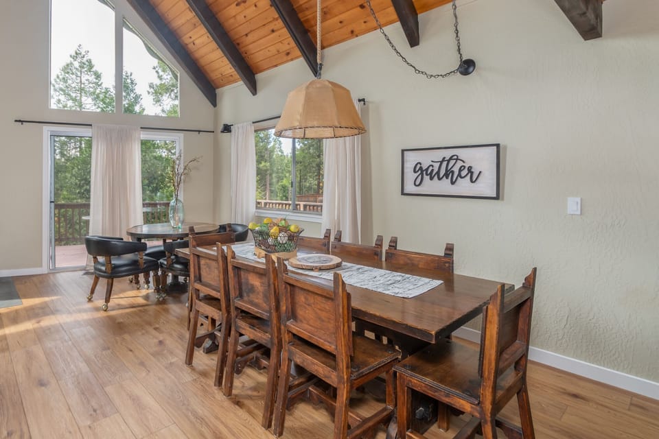 Dining Area 1