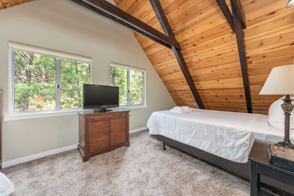 Bedroom 3/Loft
