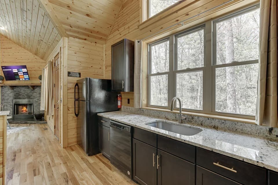Great Light and Views for Cooking