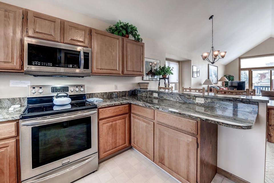 PT704 Kitchen