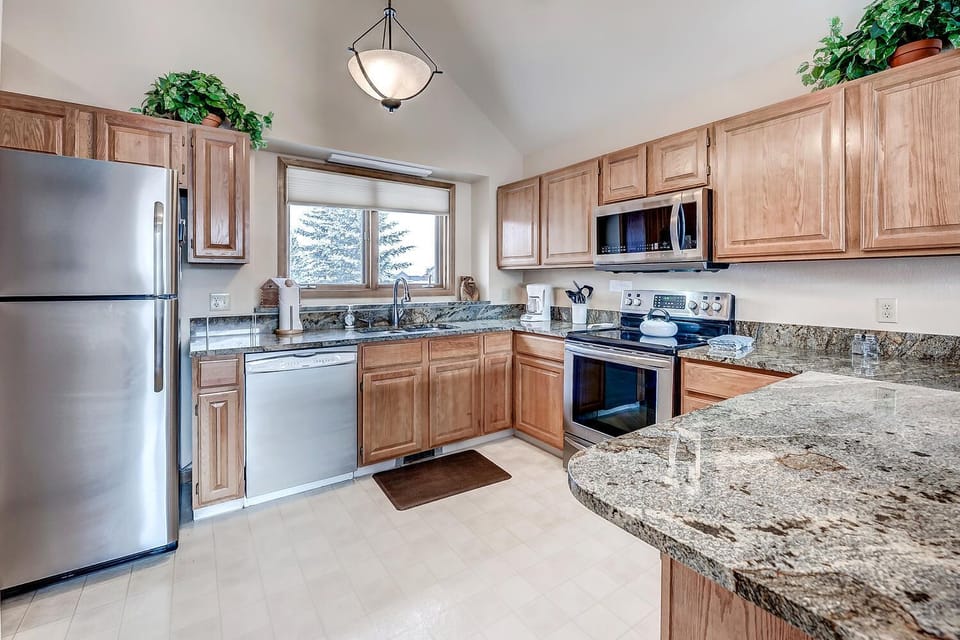 PT704 Kitchen