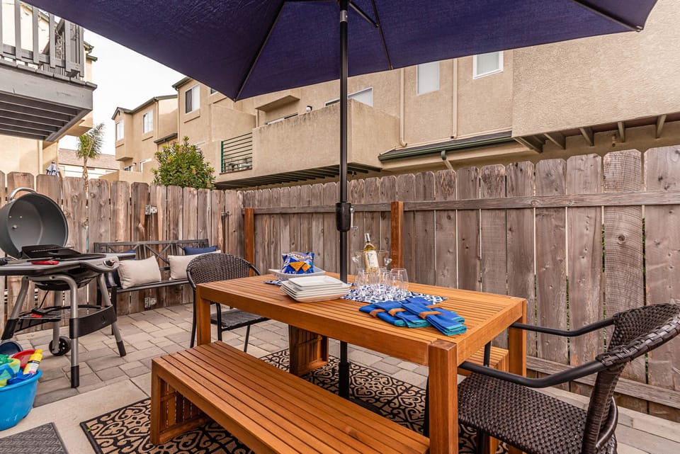 Outdoor Seating