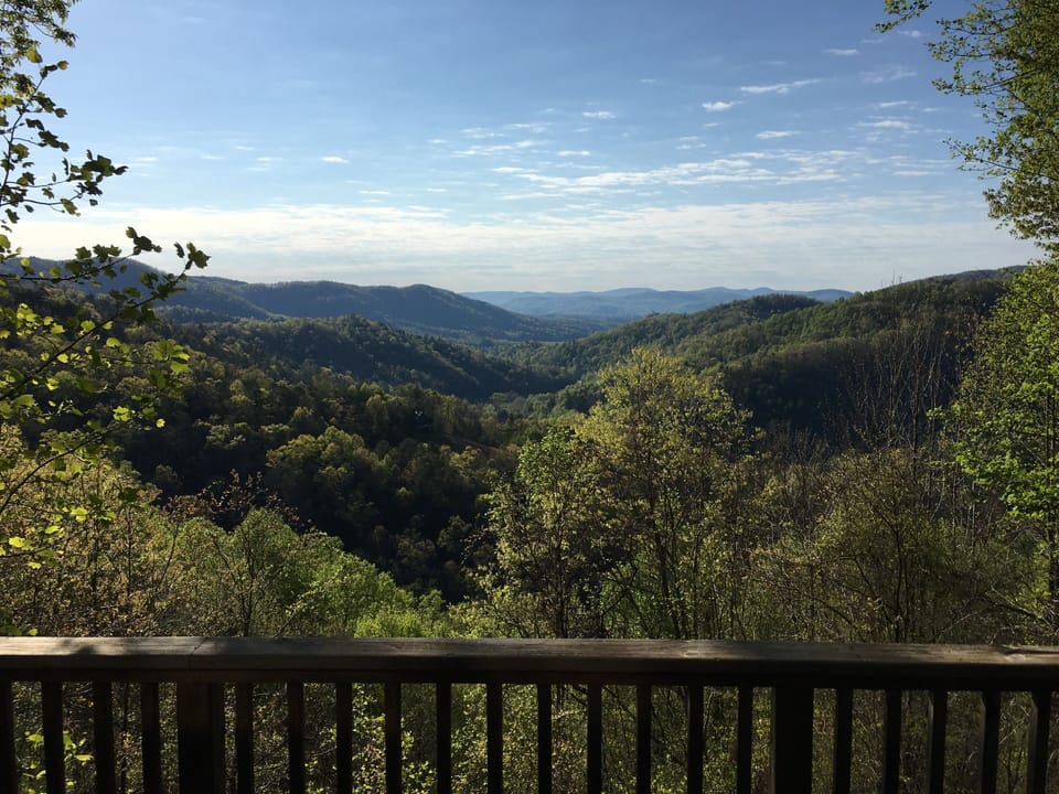 Hawk's View at Leatherwood Mountains