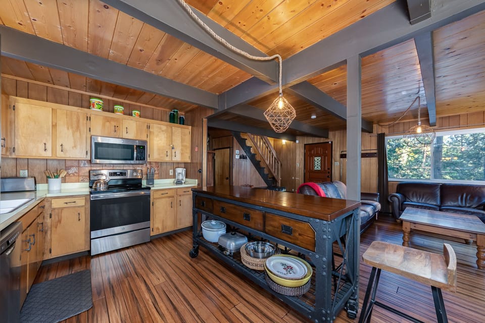Kitchen 2