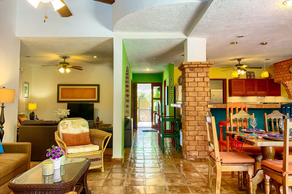 Your home away from home - Welcome to Casa Mulder!
