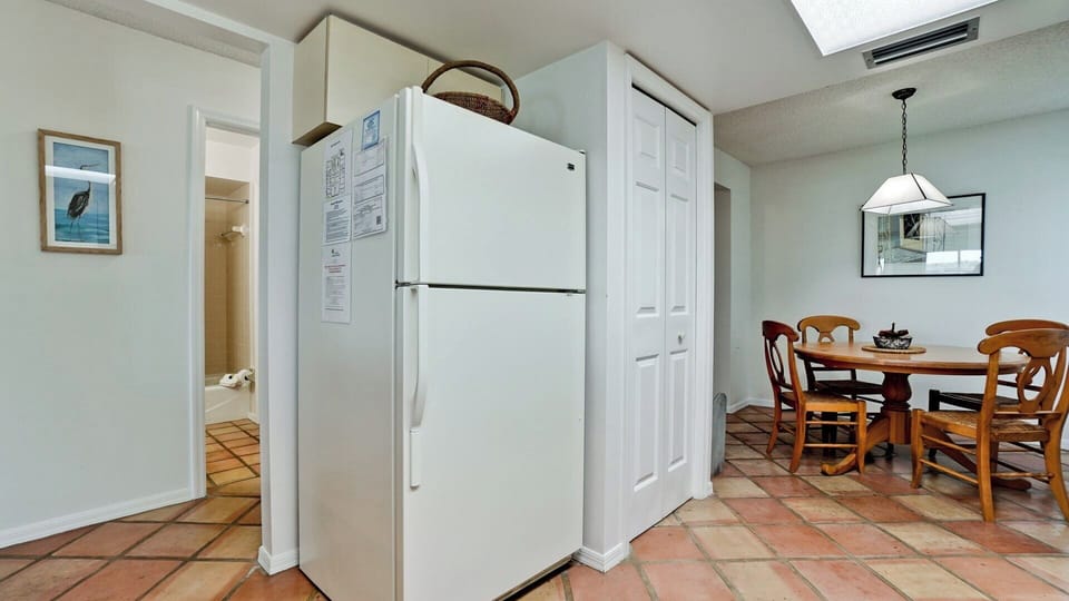 Kitchen/Breakfast Nook