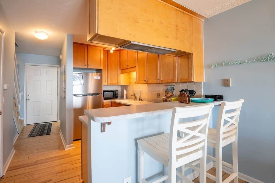 Kitchen and Bar Seating