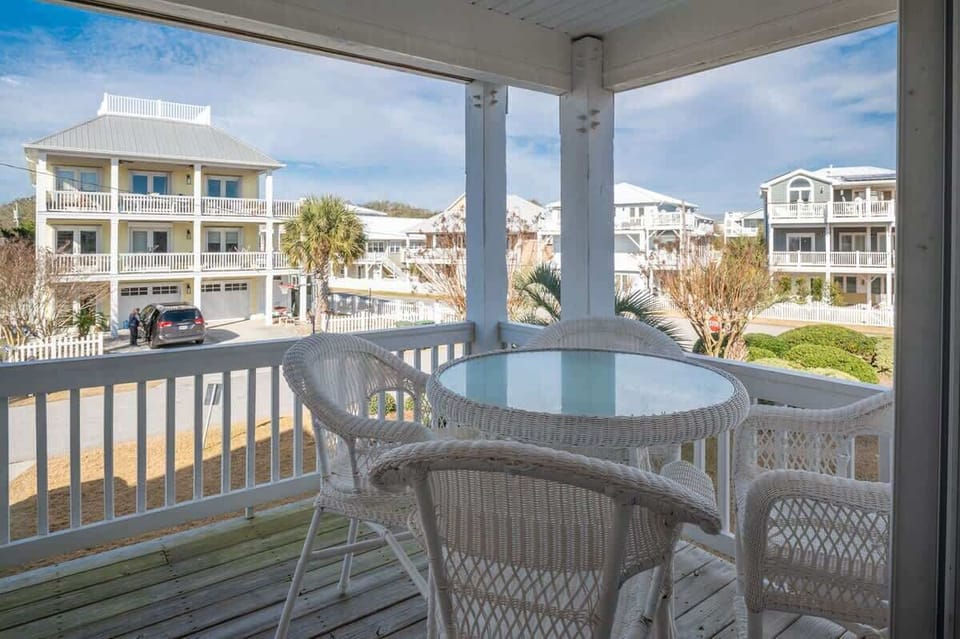 Front Porch Views from Comfort Zone