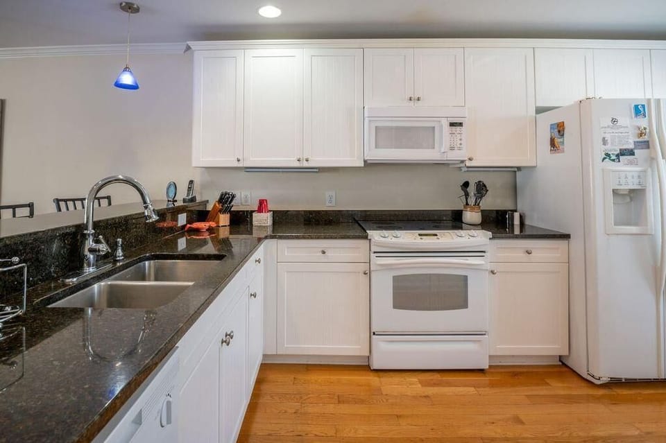 Fully Stocked Kitchen-Appliances and Cookware