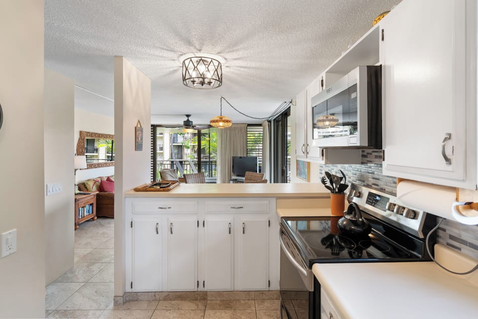 Another view of kitchen 