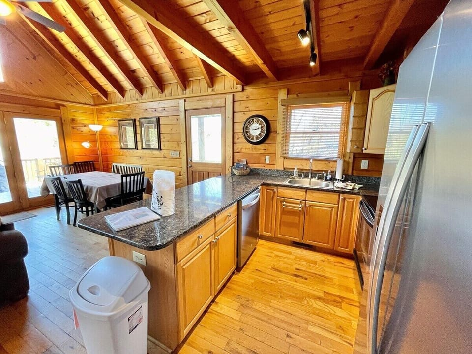 Kitchen, Open to Dining