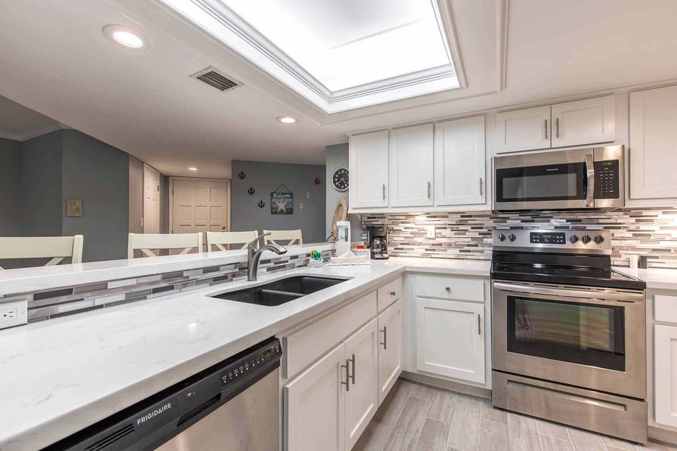 Plenty of counter space in the kitchen.